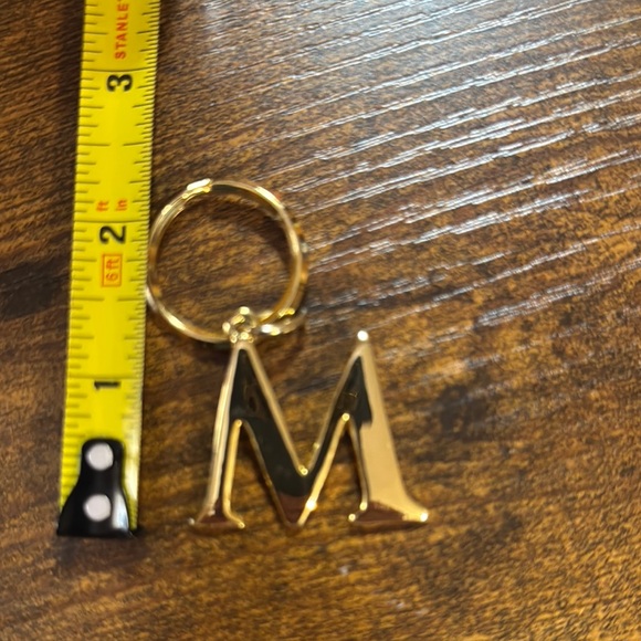Gold Initial 'M' Keychain - Picture 3 of 3